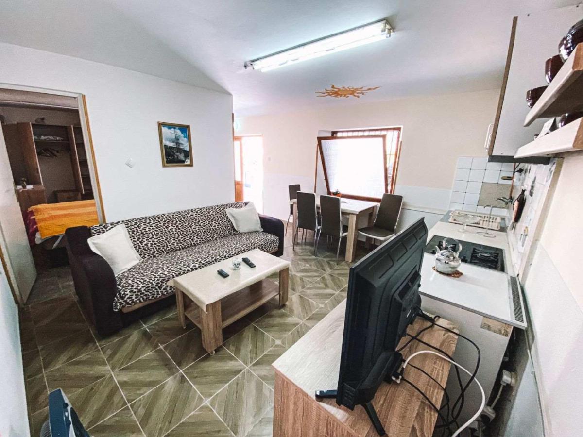 Apartment Near The Old Town Of Kotor Котор Екстериор снимка